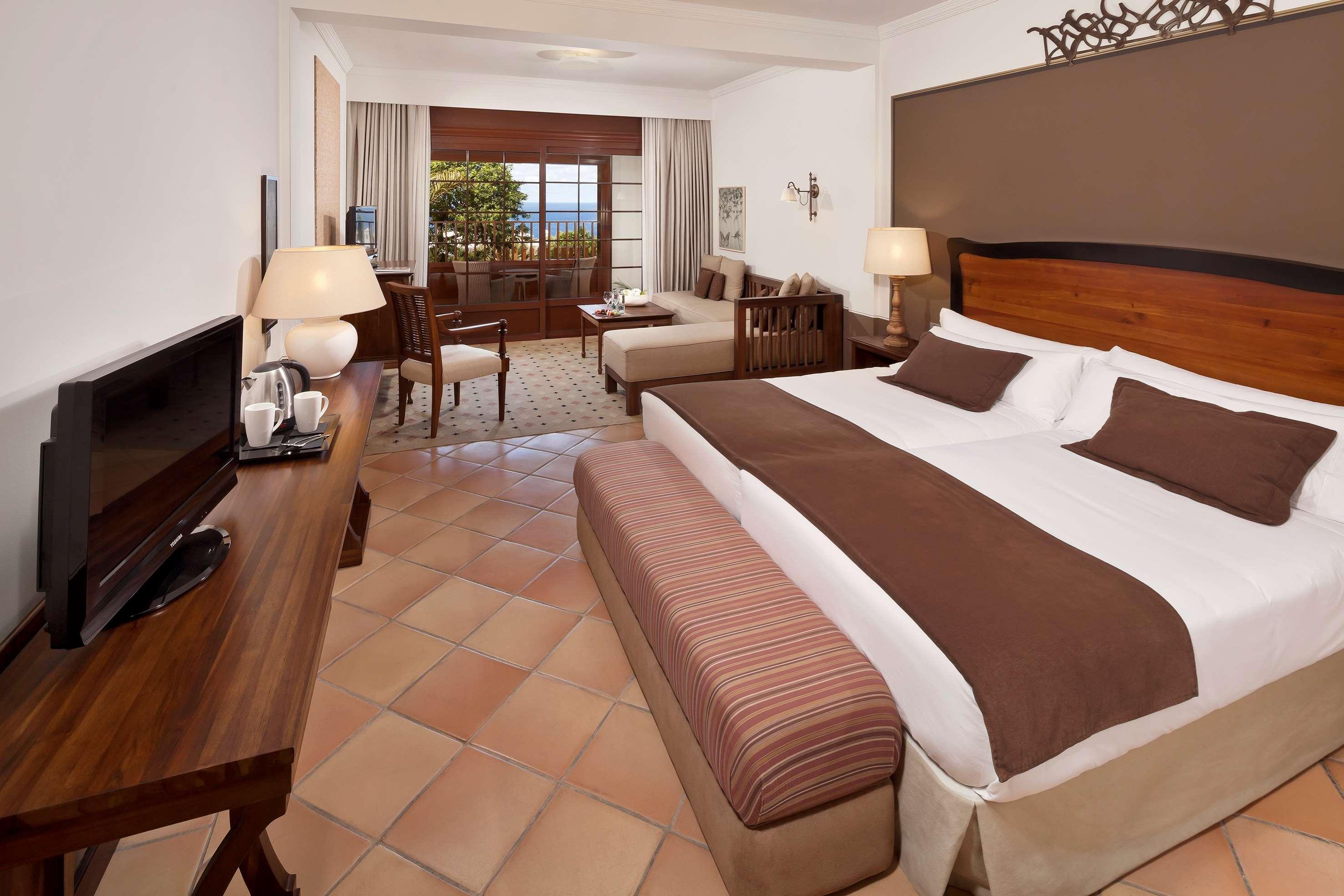 Hacienda del Conde member of Meliá Collection - Adults Only Hotel Buenavista Del Norte Exterior foto A room at the hotel